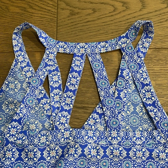 Skies Are Blue Tank Top Small - Picture 7 of 10